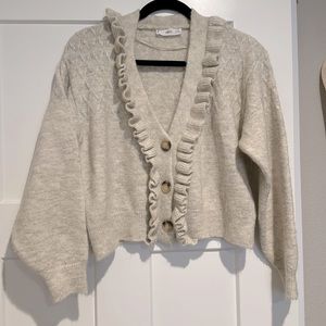 Excellent condition women’s size S Mango heather light gray cardigan